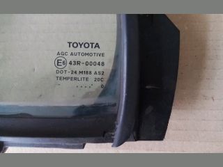 bontott TOYOTA YARIS Bal hátsó Fixüveg (Ajtóban)