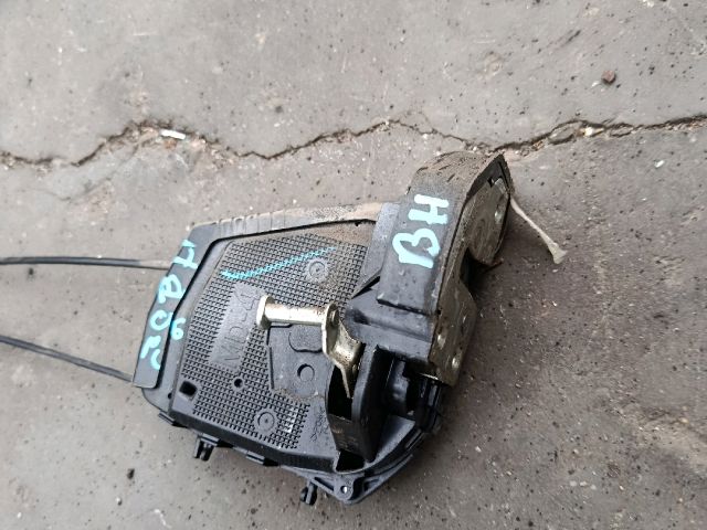 bontott TOYOTA YARIS Bal hátsó Központizár Motor