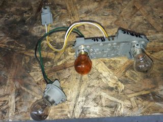 bontott TOYOTA YARIS Bal Hátsó Lámpa Foglalat