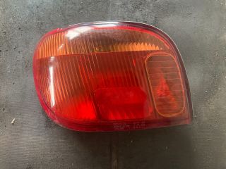 bontott TOYOTA YARIS Bal Hátsó Lámpa