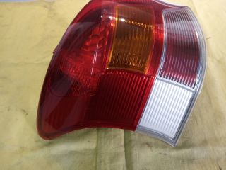 bontott TOYOTA YARIS Bal Hátsó Lámpa