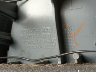 bontott TOYOTA YARIS Bal Hátsó Lámpa
