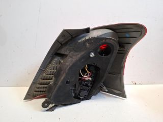 bontott TOYOTA YARIS Bal Hátsó Lámpa