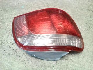 bontott TOYOTA YARIS Bal Hátsó Lámpa