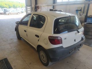 bontott TOYOTA YARIS Bal Hátsó Lámpa