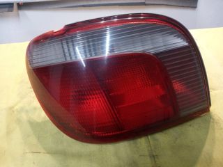 bontott TOYOTA YARIS Bal Hátsó Lámpa