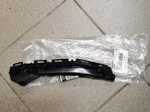 bontott TOYOTA YARIS Bal hátsó Lökhárító Tartó (Műanyag)