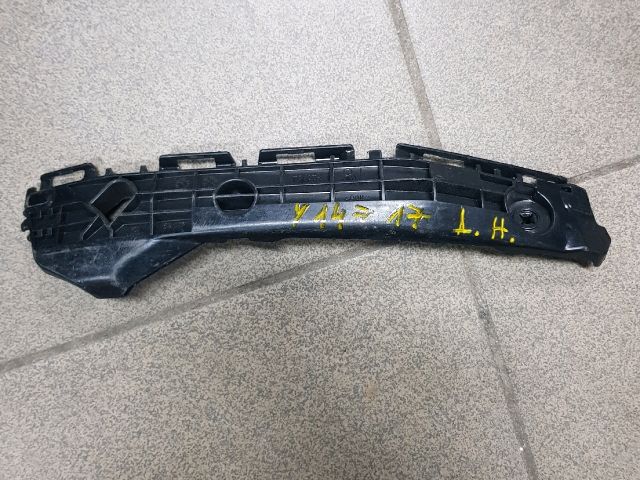 bontott TOYOTA YARIS Bal hátsó Lökhárító Tartó (Műanyag)