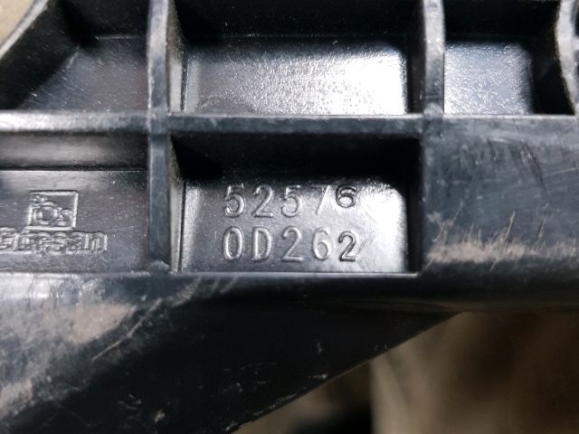 bontott TOYOTA YARIS Bal hátsó Lökhárító Tartó (Műanyag)