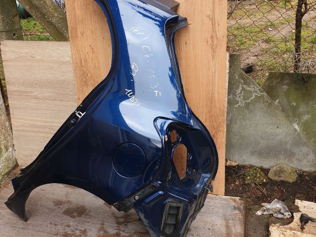 bontott TOYOTA YARIS Bal hátsó Negyed Karosszéria Csomag