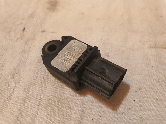 bontott TOYOTA YARIS Bal hátsó Oldal Ütközés Érzékelő