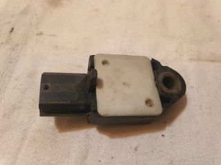 bontott TOYOTA YARIS Bal hátsó Oldal Ütközés Érzékelő