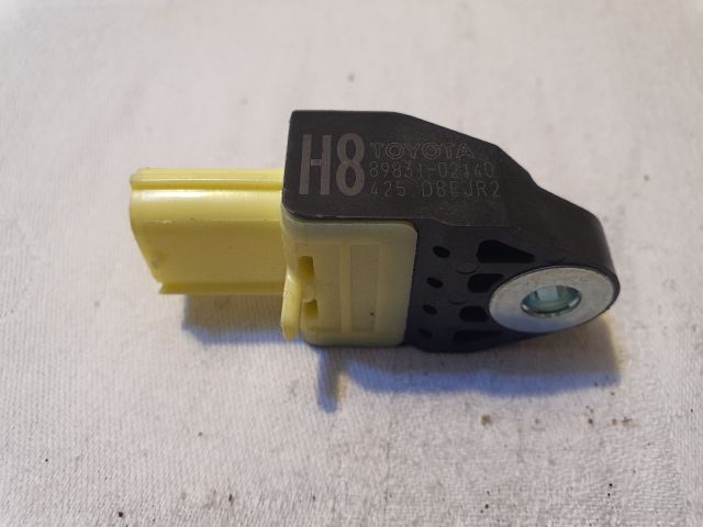 bontott TOYOTA YARIS Bal hátsó Oldal Ütközés Érzékelő