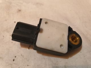 bontott TOYOTA YARIS Bal hátsó Oldal Ütközés Érzékelő