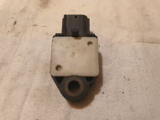 bontott TOYOTA YARIS Bal hátsó Oldal Ütközés Érzékelő