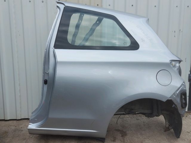 bontott TOYOTA YARIS Bal hátsó Sárvédő