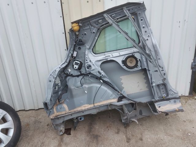 bontott TOYOTA YARIS Bal hátsó Sárvédő