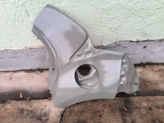 bontott TOYOTA YARIS Bal hátsó Sárvédő