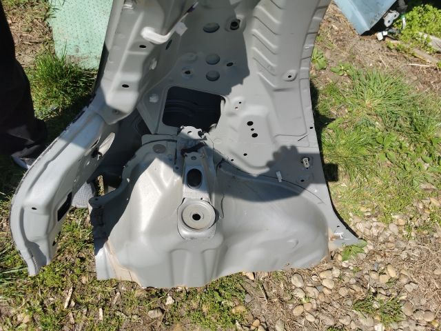 bontott TOYOTA YARIS Bal hátsó Sárvédő