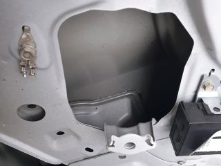 bontott TOYOTA YARIS Bal hátsó Sárvédő