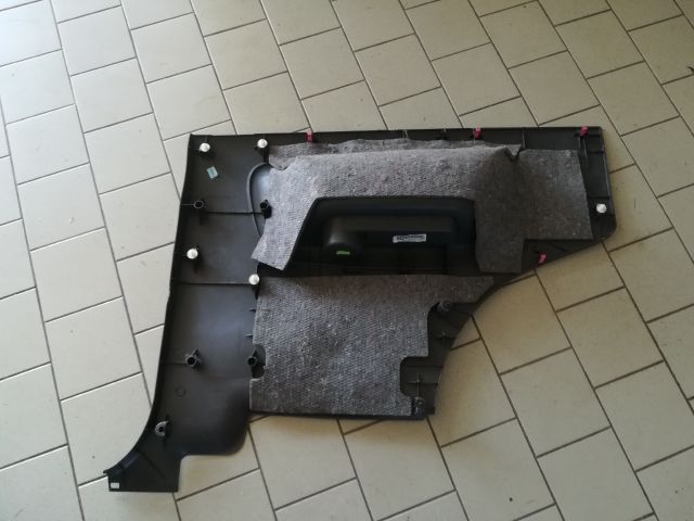 bontott TOYOTA YARIS Bal hátsó Ülés melletti Kárpit