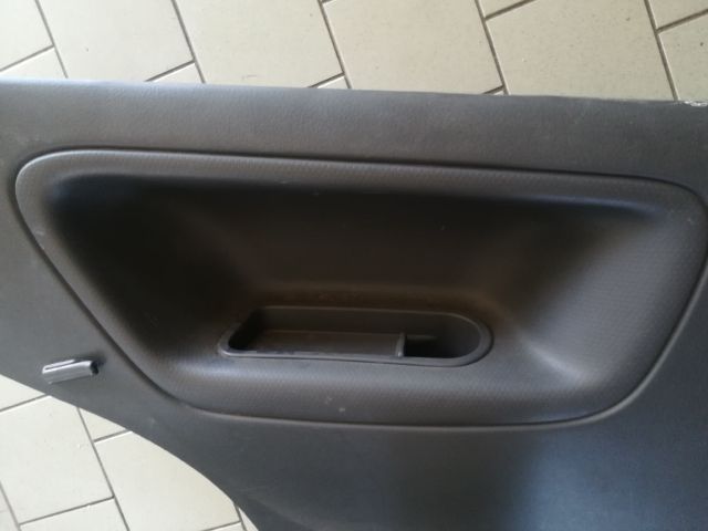 bontott TOYOTA YARIS Bal hátsó Ülés melletti Kárpit