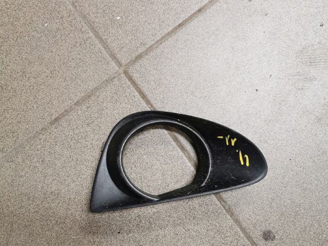 bontott TOYOTA YARIS Bal Ködfényszóró Lámpakeret