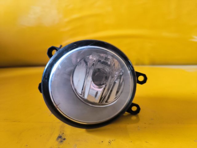 bontott TOYOTA YARIS Bal Ködfényszóró