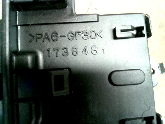 bontott TOYOTA YARIS Bal Kormánykapcsoló Irányjelző