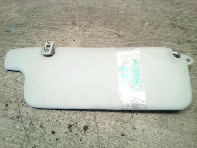 bontott TOYOTA YARIS Bal Napellenző