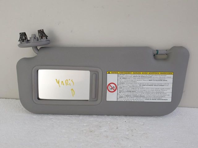 bontott TOYOTA YARIS Bal Napellenző