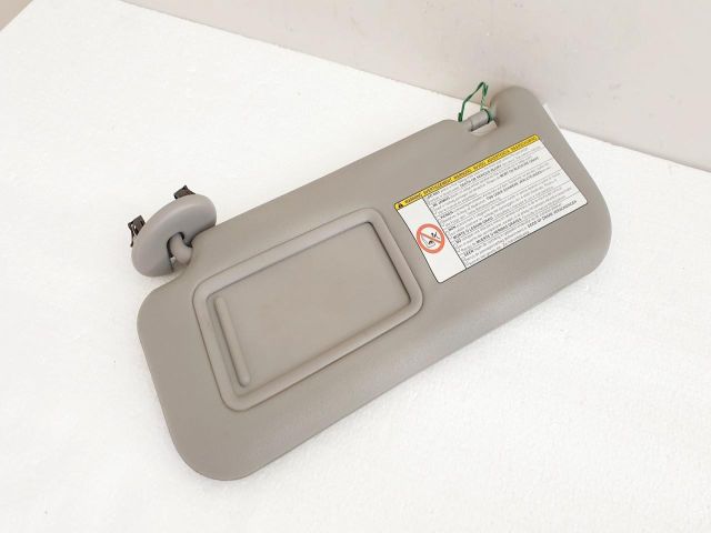 bontott TOYOTA YARIS Bal Napellenző