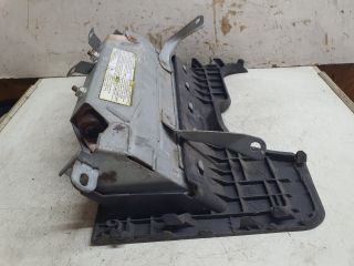 bontott TOYOTA YARIS Bal Térdlégzsák