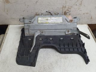 bontott TOYOTA YARIS Bal Térdlégzsák