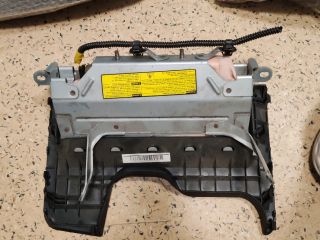 bontott TOYOTA YARIS Bal Térdlégzsák