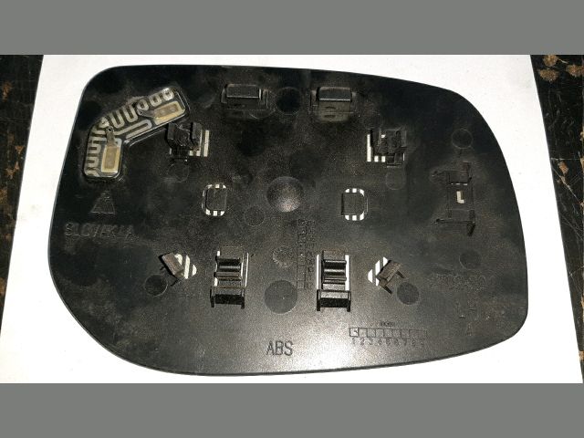 bontott TOYOTA YARIS Bal Tükörlap