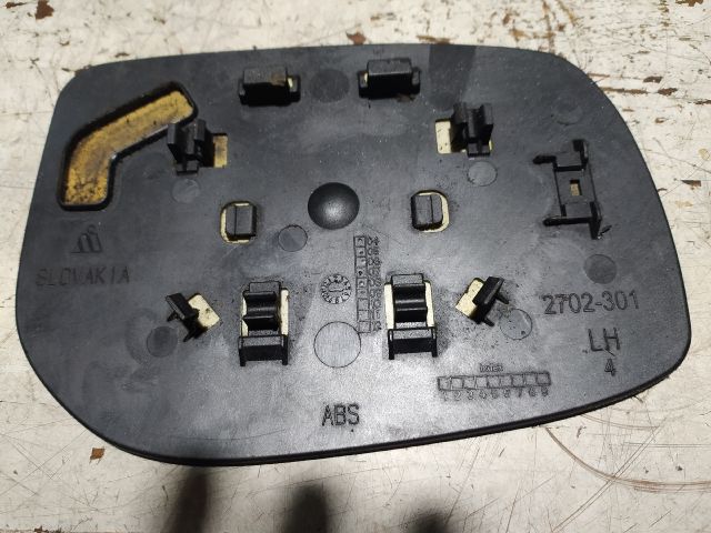 bontott TOYOTA YARIS Bal Tükörlap