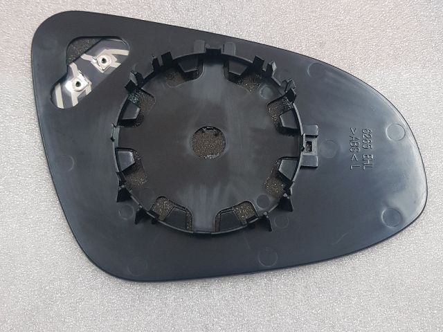 bontott TOYOTA YARIS Bal Tükörlap