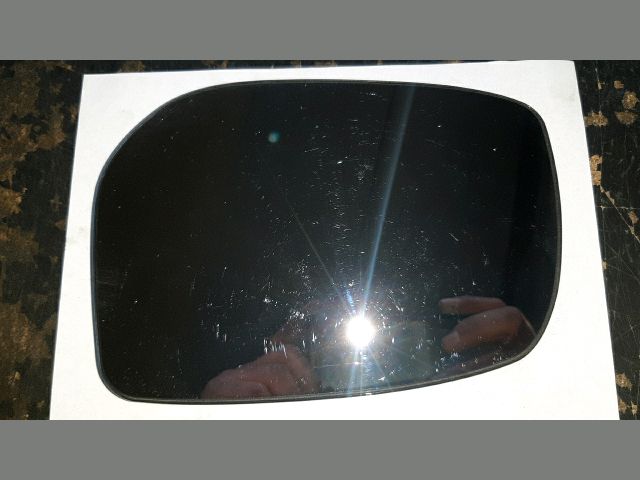 bontott TOYOTA YARIS Bal Tükörlap