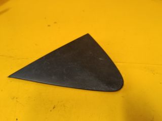 bontott TOYOTA YARIS Bal Visszapillantó Tükör Előtti Burkolat