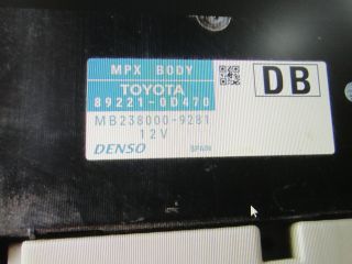 bontott TOYOTA YARIS Biztosítéktábla Doboz