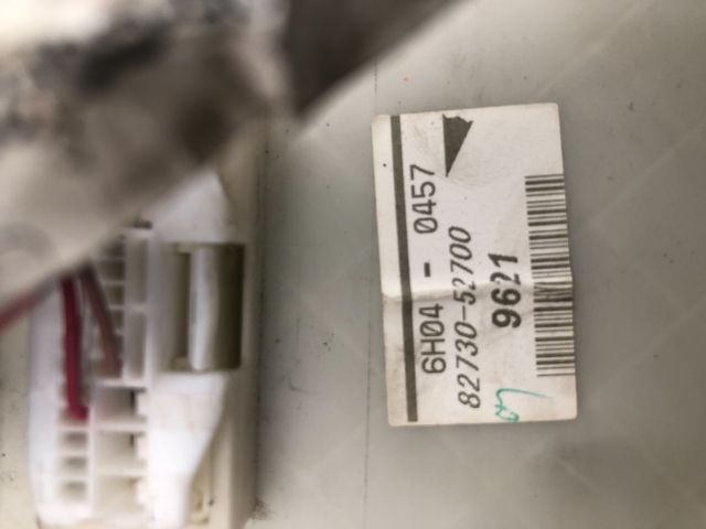 bontott TOYOTA YARIS Biztosítéktábla Utastér