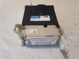 bontott TOYOTA YARIS Biztosítéktábla Utastér