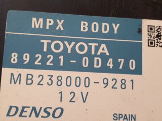 bontott TOYOTA YARIS Biztosítéktábla Utastér