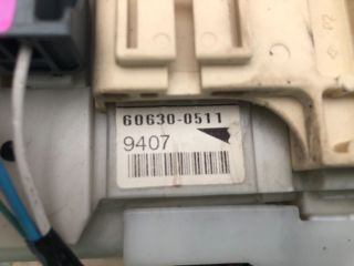 bontott TOYOTA YARIS Biztosítéktábla Utastér