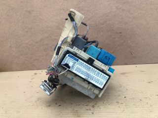 bontott TOYOTA YARIS Biztosítéktábla Utastér