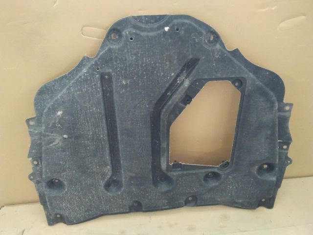 bontott TOYOTA YARIS CROSS Alsó Motorburkolat