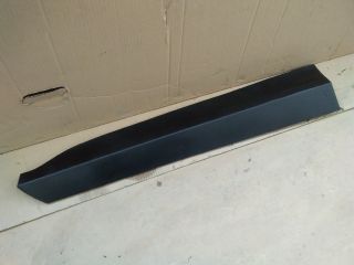 bontott TOYOTA YARIS CROSS Bal első Ajtó Díszléc