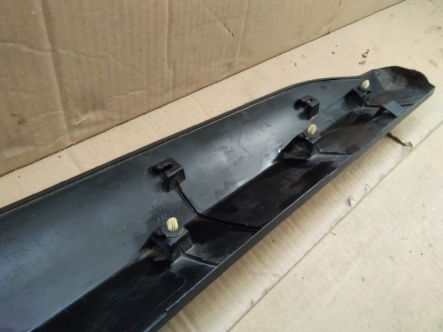 bontott TOYOTA YARIS CROSS Bal első Ajtó Díszléc