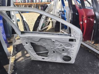 bontott TOYOTA YARIS CROSS Bal első Ajtó (Üres lemez)
